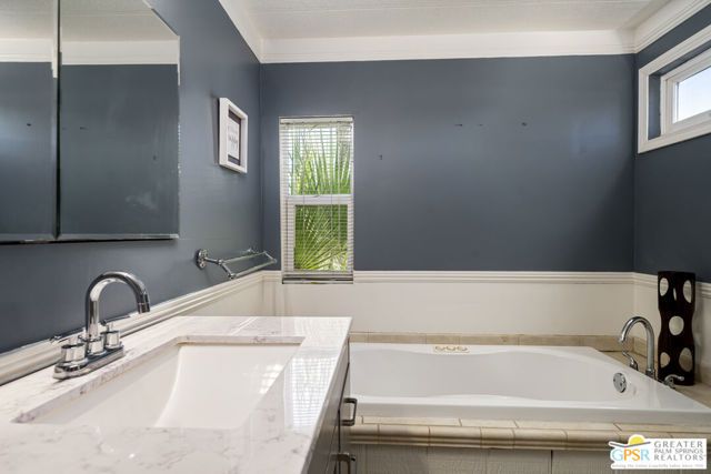 306 Logenita Street, Palm Springs, CA 92264