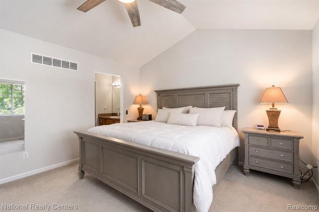 8019 Springdale Drive, White Lake, MI 48386