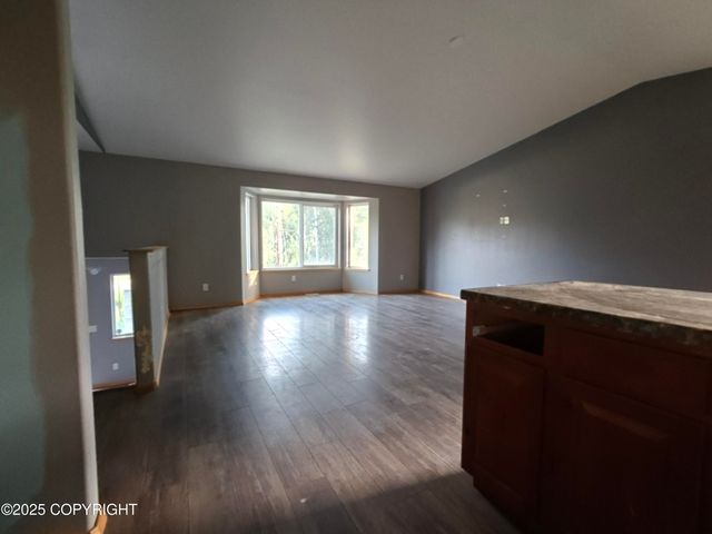 2205 S Grand Birch Drive, Wasilla, AK 99623