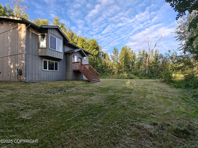 2205 S Grand Birch Drive, Wasilla, AK 99623