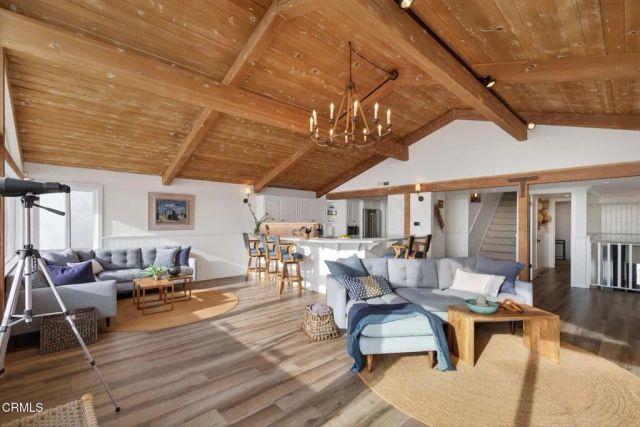 3445 Ocean Drive, Oxnard, CA 93035