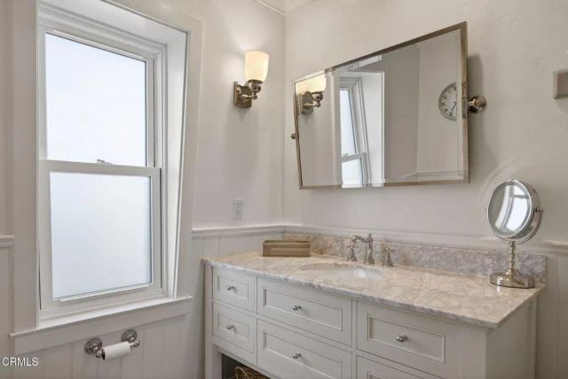 3445 Ocean Drive, Oxnard, CA 93035