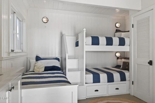 3445 Ocean Drive, Oxnard, CA 93035