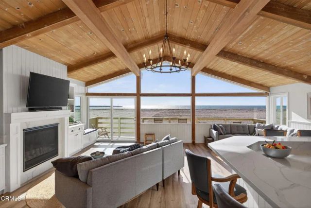 3445 Ocean Drive, Oxnard, CA 93035