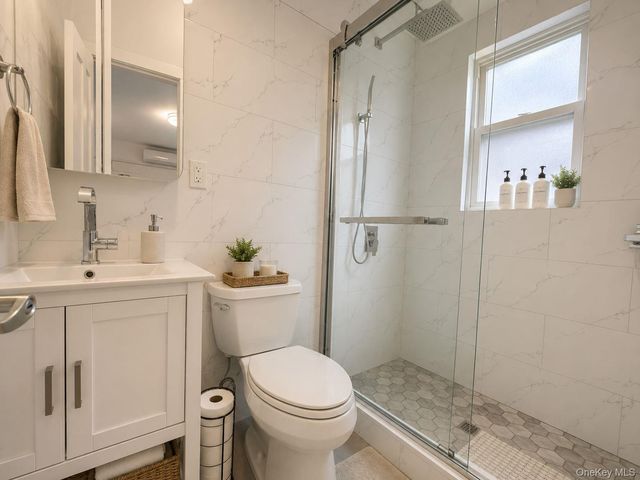 58-62 Fresh Pond Road, Maspeth, NY 11378