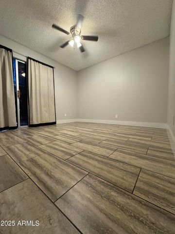 6814 N 35TH Avenue D, Phoenix, AZ 85017