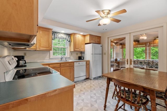 12 Marion Drive, Tewksbury, MA 01876
