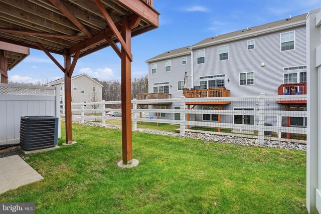 28130 HICKORY LN, Langhorne, PA 19047