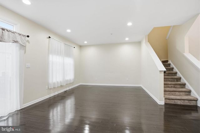 28130 HICKORY LN, Langhorne, PA 19047