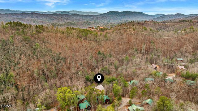 2905 Raven Fork Circle, Sevierville, TN 37876