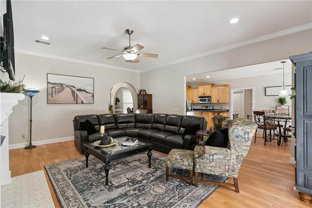 105 Drakes Landing, Brunswick, GA 31523