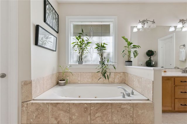 105 Drakes Landing, Brunswick, GA 31523