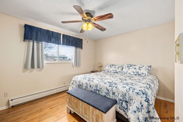 720 CARMON CIR, Cheyenne, WY 82001