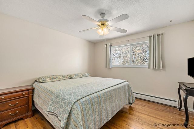720 CARMON CIR, Cheyenne, WY 82001