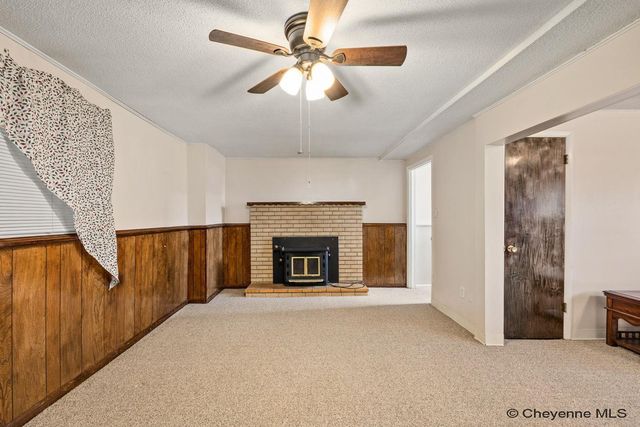 720 CARMON CIR, Cheyenne, WY 82001