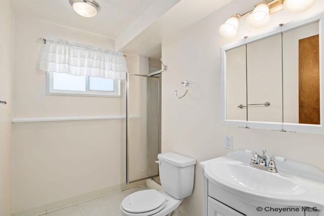 720 CARMON CIR, Cheyenne, WY 82001