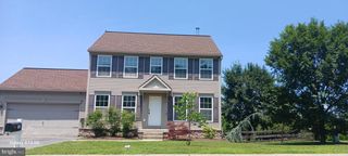 281 MERWOOD DR, Morgantown, PA 19543