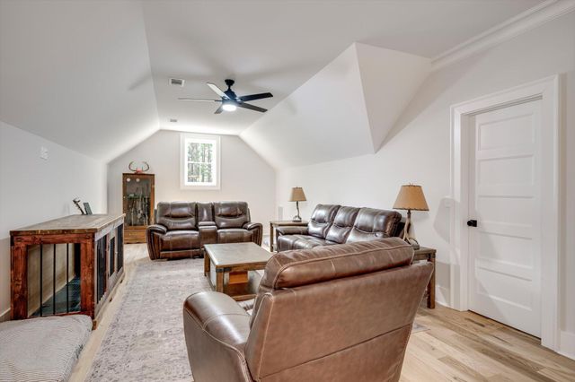 1032 Serenity Pointe Dr, Lincolnton, GA 30817