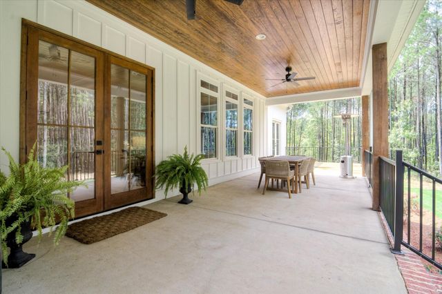 1032 Serenity Pointe Dr, Lincolnton, GA 30817