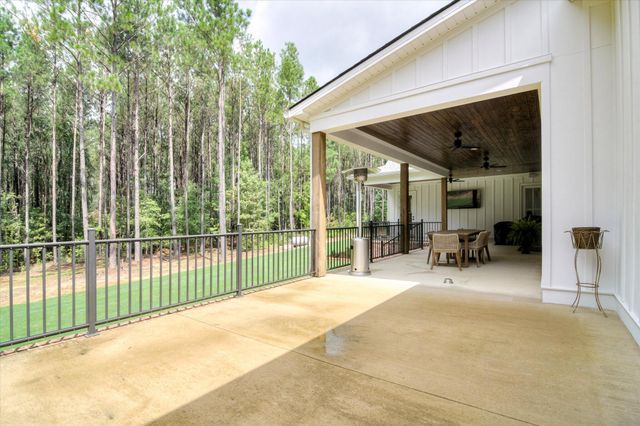 1032 Serenity Pointe Dr, Lincolnton, GA 30817
