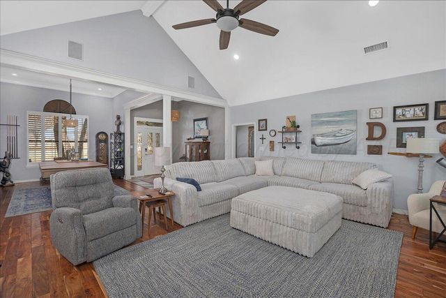 108 TANGLEWOOD Drive, Amarillo, TX 79118