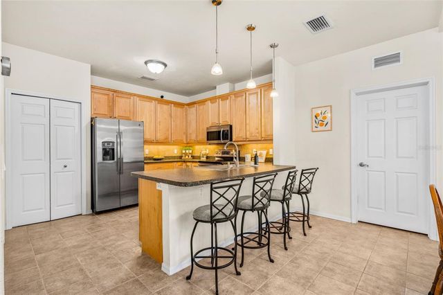 11550 NW 17TH PLACE, Gainesville, FL 32606