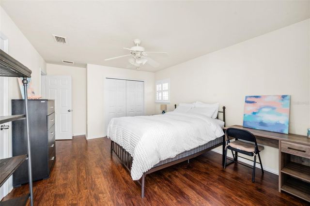 11550 NW 17TH PLACE, Gainesville, FL 32606