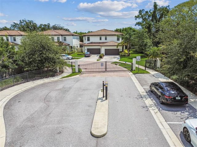 13032 SANCTUARY VILLAGE LANE, Tampa, FL 33624