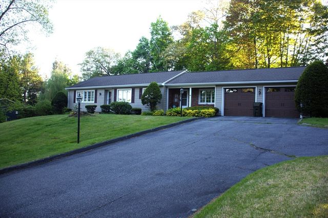 45 Aldea Ave, Dudley, MA 01571