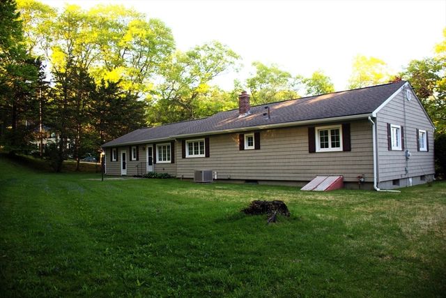 45 Aldea Ave, Dudley, MA 01571