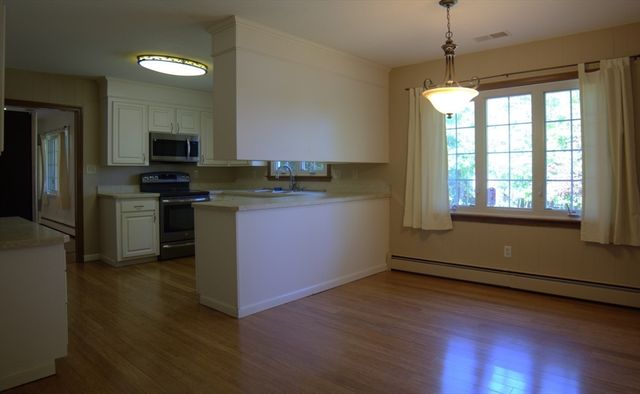 45 Aldea Ave, Dudley, MA 01571
