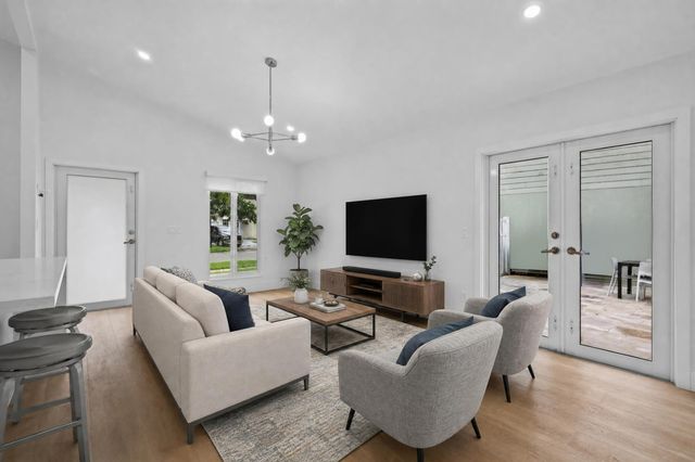 1271 SW 85TH Terrace, Pembroke Pines, FL 33025