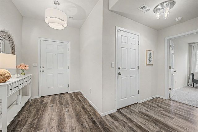 517 Woodcreek Loop, Lowell, AR 72745