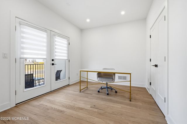 1636 Feldmus Lane, Toms River, NJ 08755