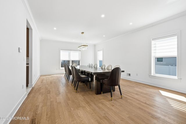 1636 Feldmus Lane, Toms River, NJ 08755