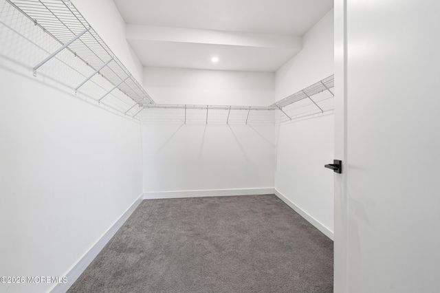 1636 Feldmus Lane, Toms River, NJ 08755