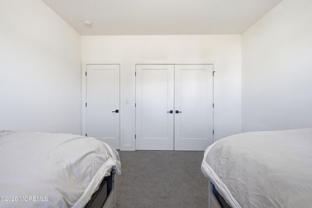 1636 Feldmus Lane, Toms River, NJ 08755