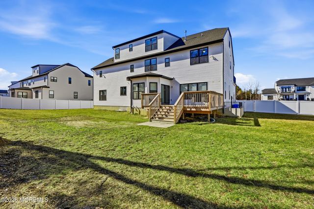 1636 Feldmus Lane, Toms River, NJ 08755