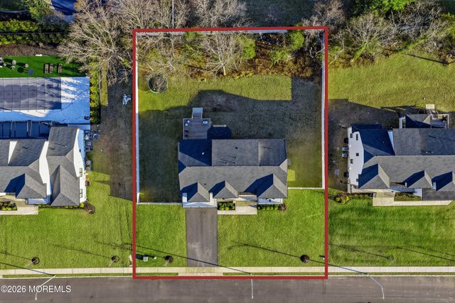 1636 Feldmus Lane, Toms River, NJ 08755
