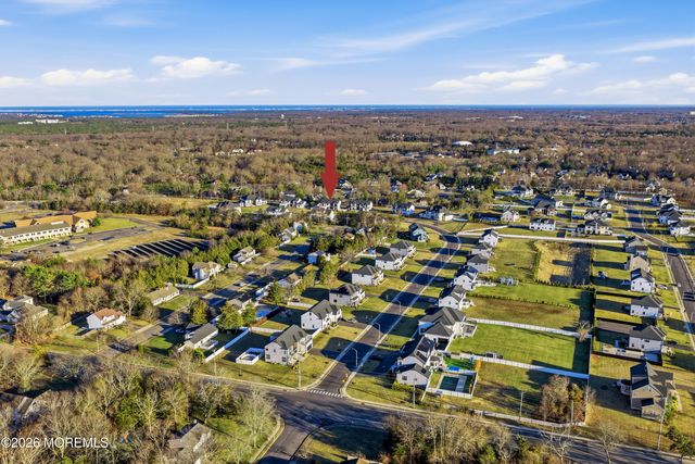 1636 Feldmus Lane, Toms River, NJ 08755