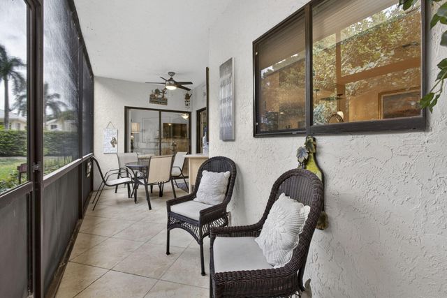 23 W Lexington Ln W W B, Palm Beach Gardens, FL 33418