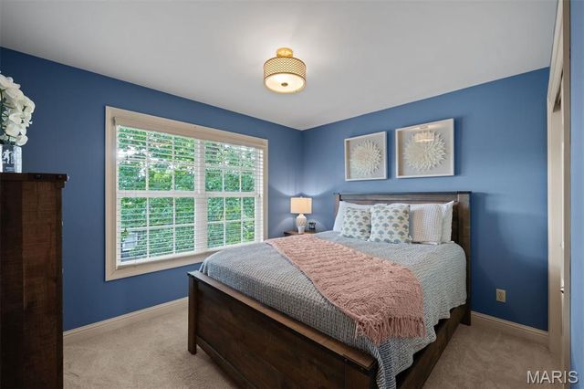 2159 Oak Drive, Crystal Lake Park, MO 63131