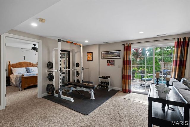 2159 Oak Drive, Crystal Lake Park, MO 63131