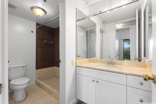 322 Aoloa Street 309, Kailua, HI 96734