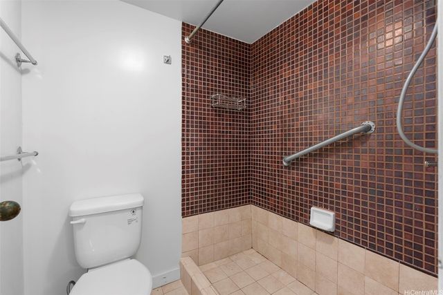 322 Aoloa Street 309, Kailua, HI 96734