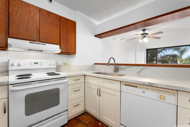 322 Aoloa Street 309, Kailua, HI 96734