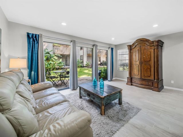 12900 Walden Road 505, Montgomery, TX 77356