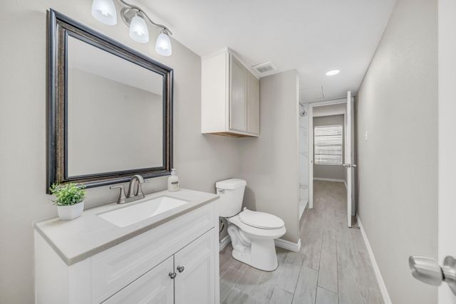 12900 Walden Road 505, Montgomery, TX 77356