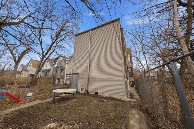 7242 S May Street 2, Chicago, IL 60621