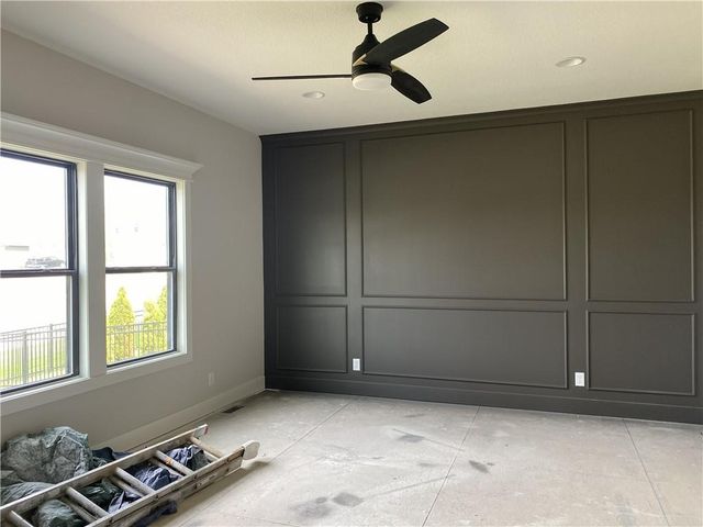 27604 E 128th Court, Lee's Summit, MO 64086